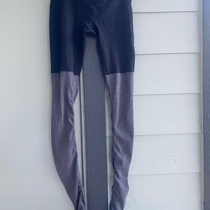 Alo goddess leggings size medium